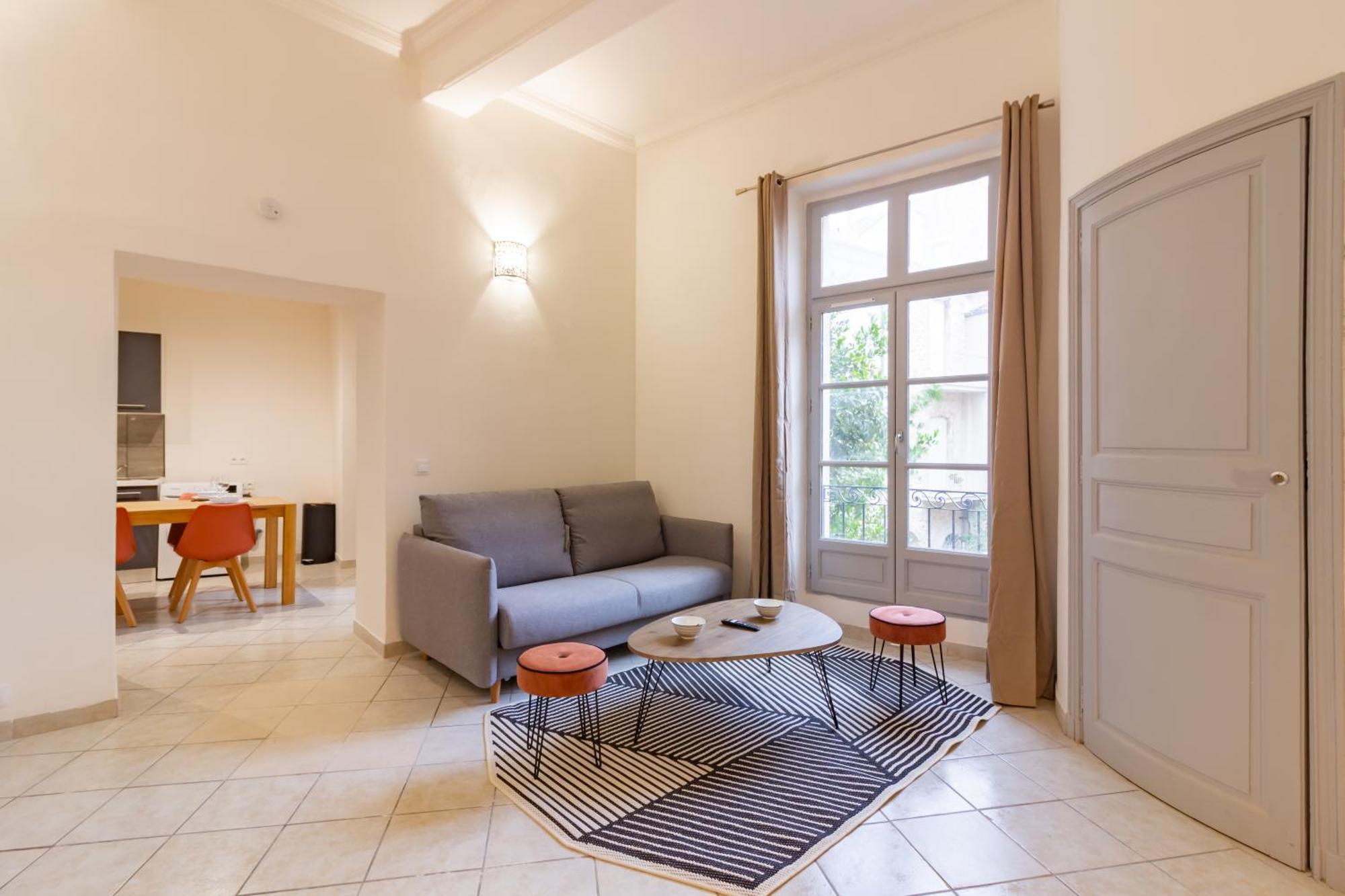 Spacieux Appartement En Plein Coeur De ベジエ エクステリア 写真
